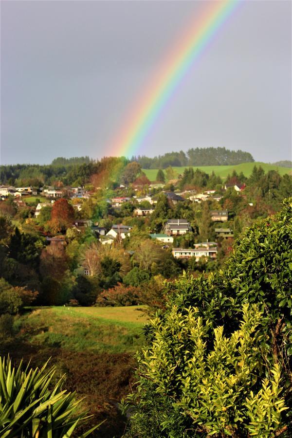 Between The Mountains Rotorua Exterior foto